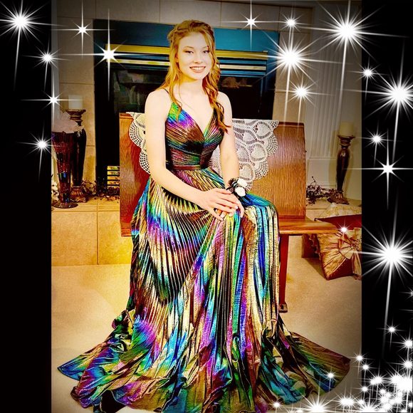 Meet your Posher, Cindy - Picture 1 of 1